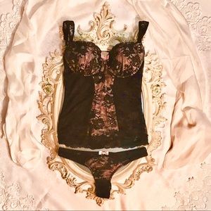 Ultra Romantic lace corset, lace and satin